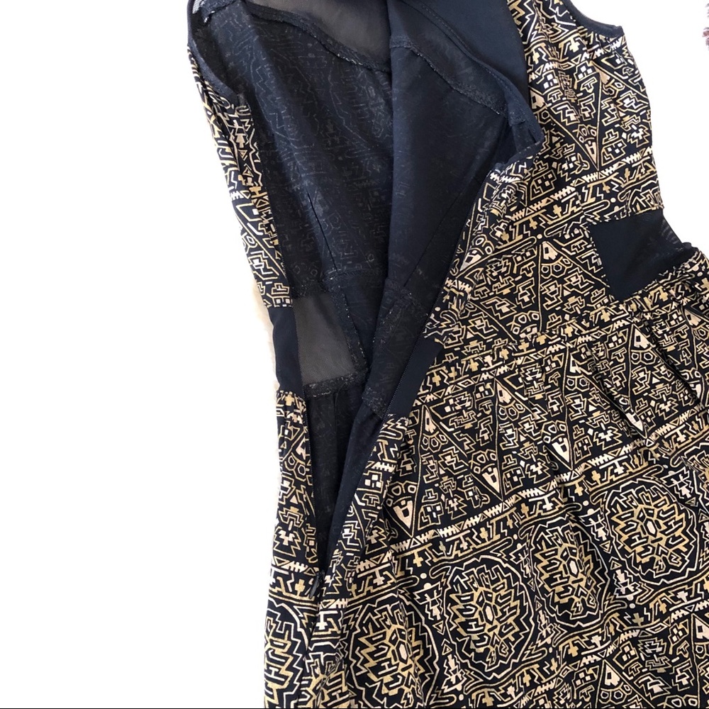 Forever 21 Black & Gold Sheer Accented Dre… - Picture 7 of 8